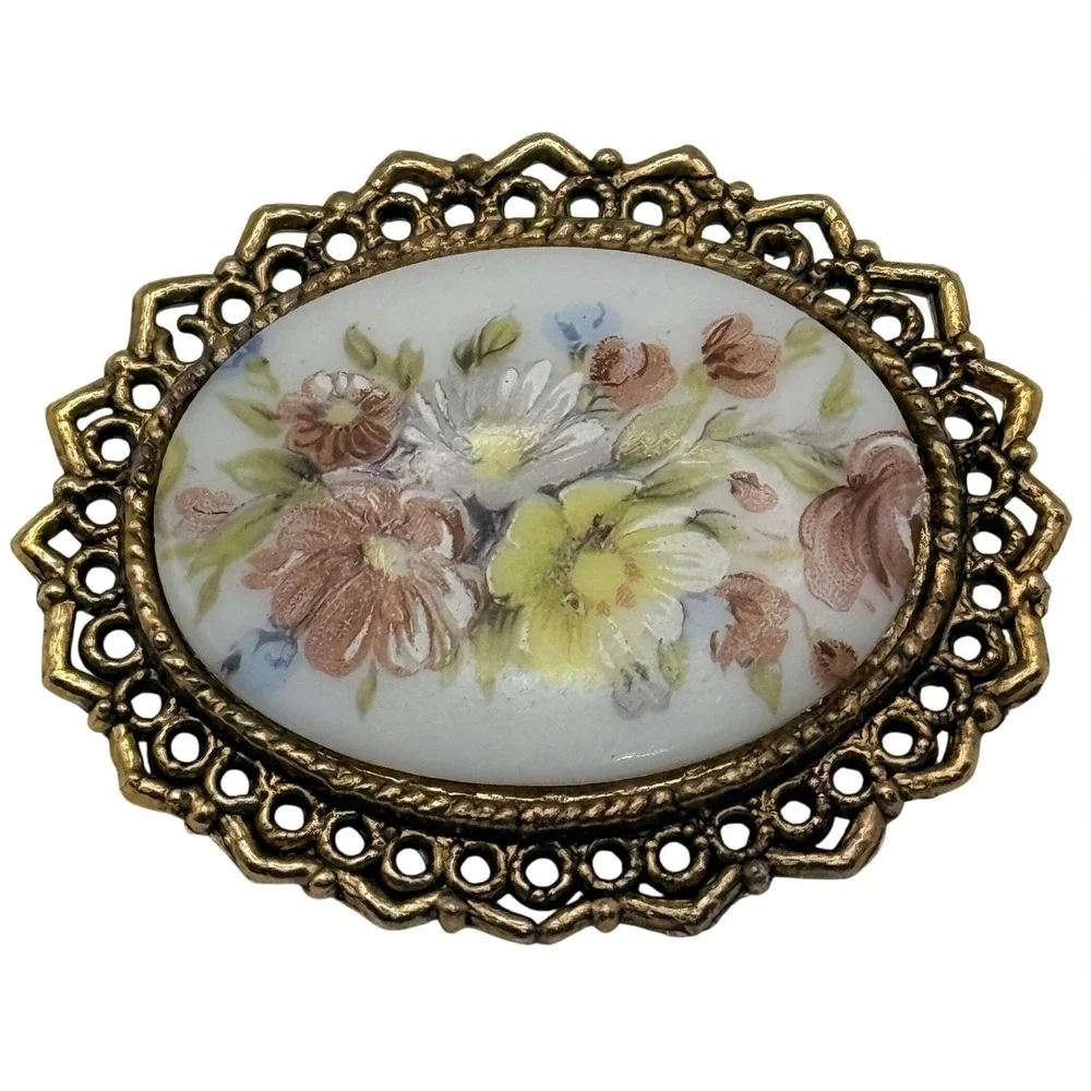 Vintage Hand Painted Porcelain Floral Brooch Gold Tone Filigree Oval Pin Estate